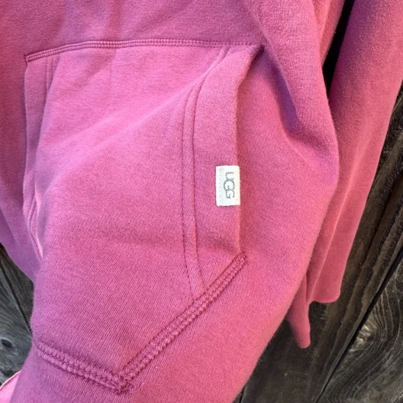 Ugg Hallidie Pinkish Red Crew Neck Short Pile Faux Fur Pullover size large - Picture 3 of 8